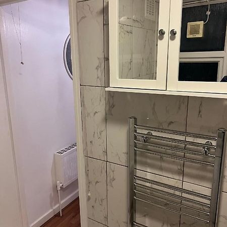 Accu Care Apartment 伦敦 外观 照片