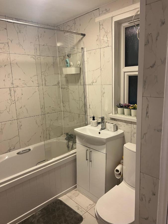 Accu Care Apartment 伦敦 外观 照片